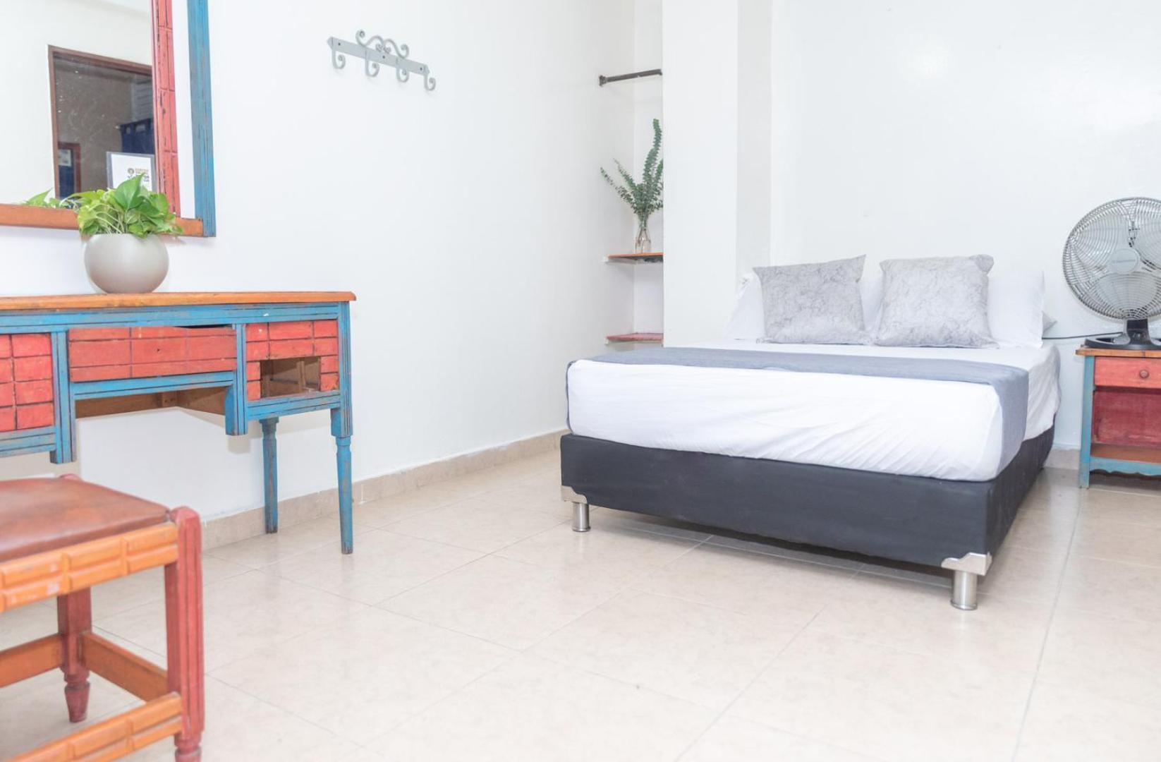Hotel Conquistadores *
